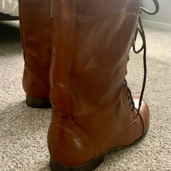 Breckelles Brown Lace Up Combat Boot - Size 7 - Picture 3 of 4